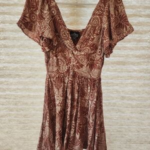 Floral V-Neck Mini Dress in Brown